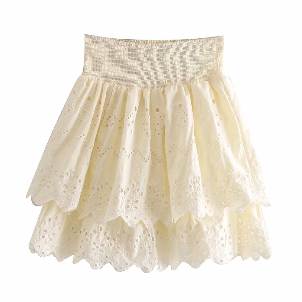 Broderie Anglaise Flared Mini Skirt